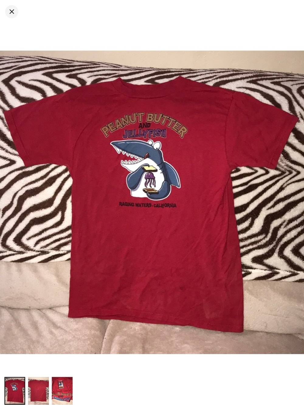 The Duck co youth large peanut butter and jellyfish raging waters CA Red T-Shirt